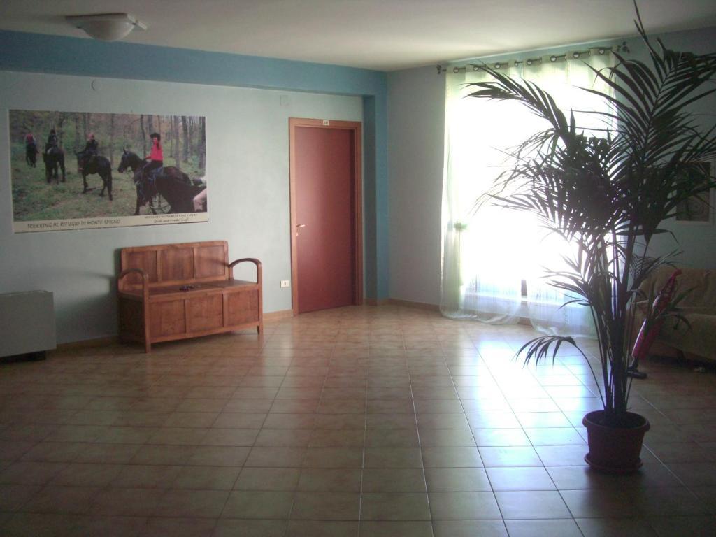 Hotel Menta E Rosmarino Monte Sant'Angelo Bilik gambar