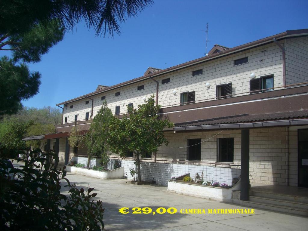 Hotel Menta E Rosmarino Monte Sant'Angelo Luaran gambar