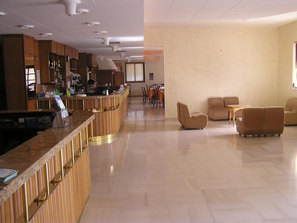 Hotel Menta E Rosmarino Monte Sant'Angelo Luaran gambar