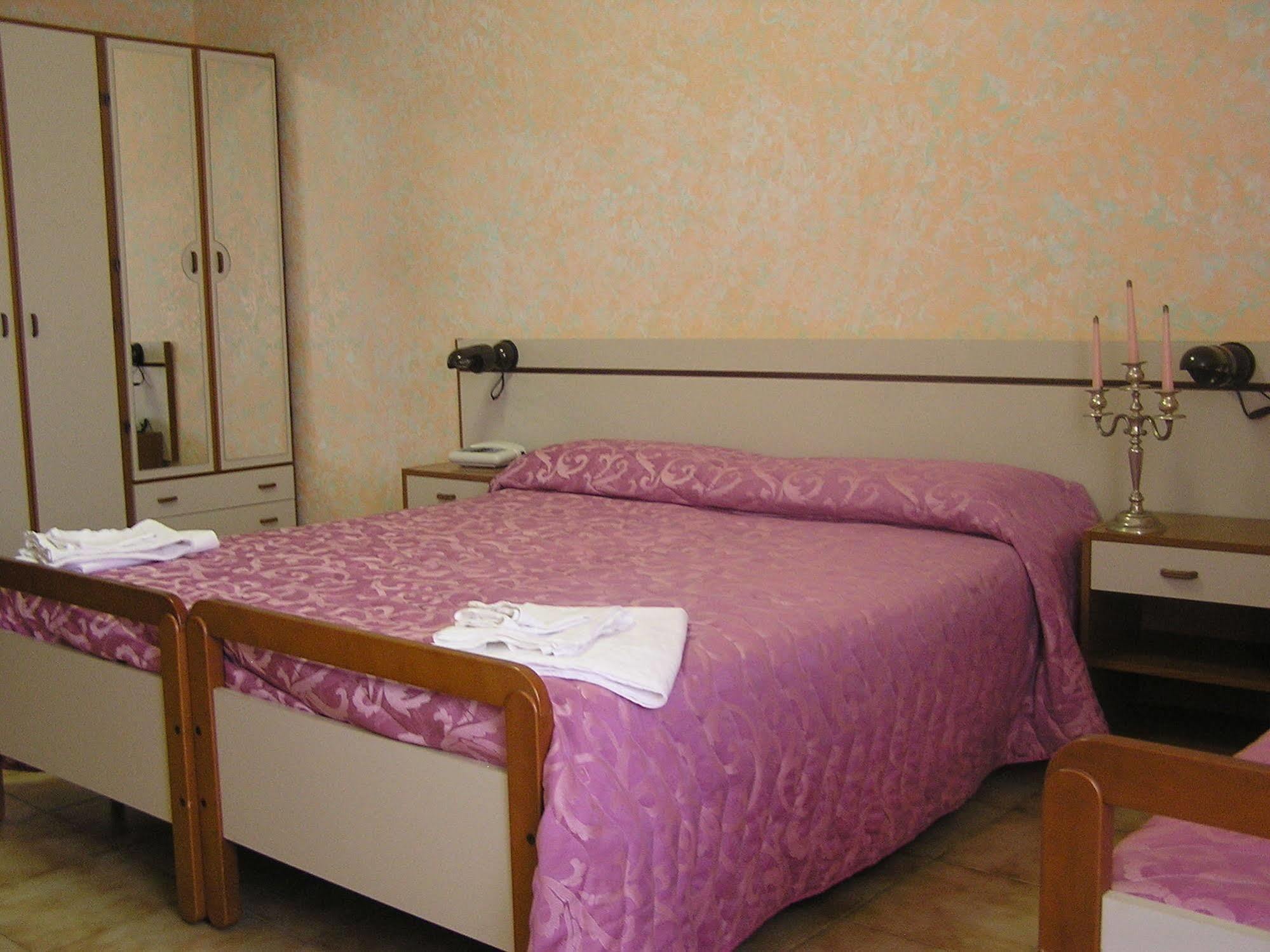 Hotel Menta E Rosmarino Monte Sant'Angelo Luaran gambar